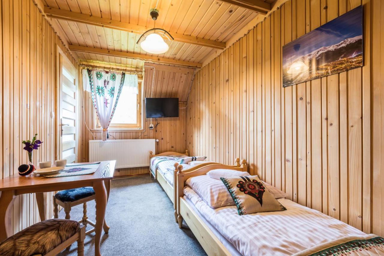 ゾンプ Janik Bed & Breakfast エクステリア 写真