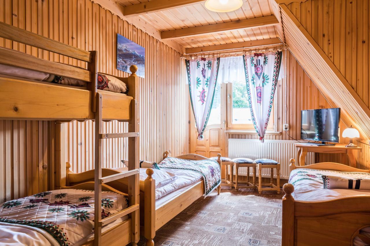 ゾンプ Janik Bed & Breakfast エクステリア 写真