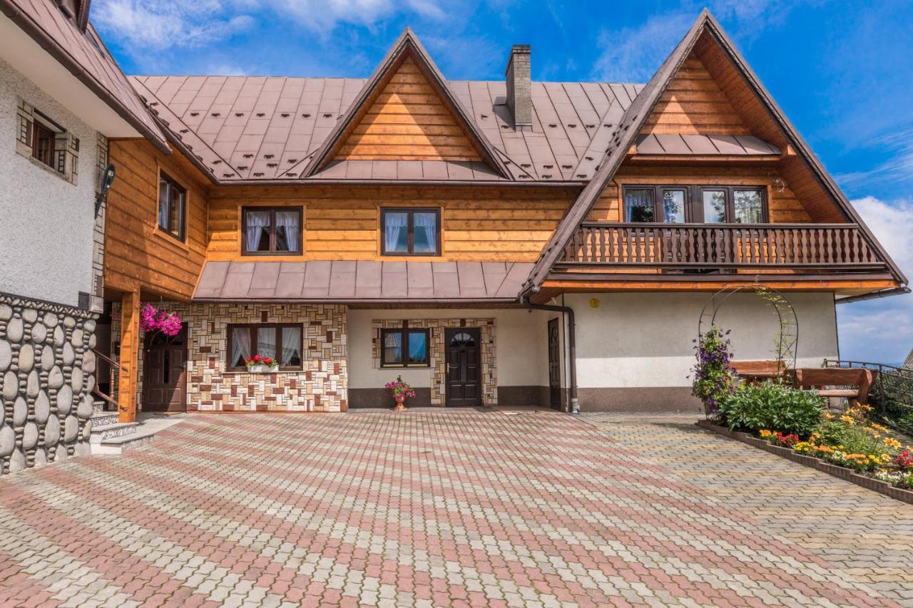ゾンプ Janik Bed & Breakfast エクステリア 写真