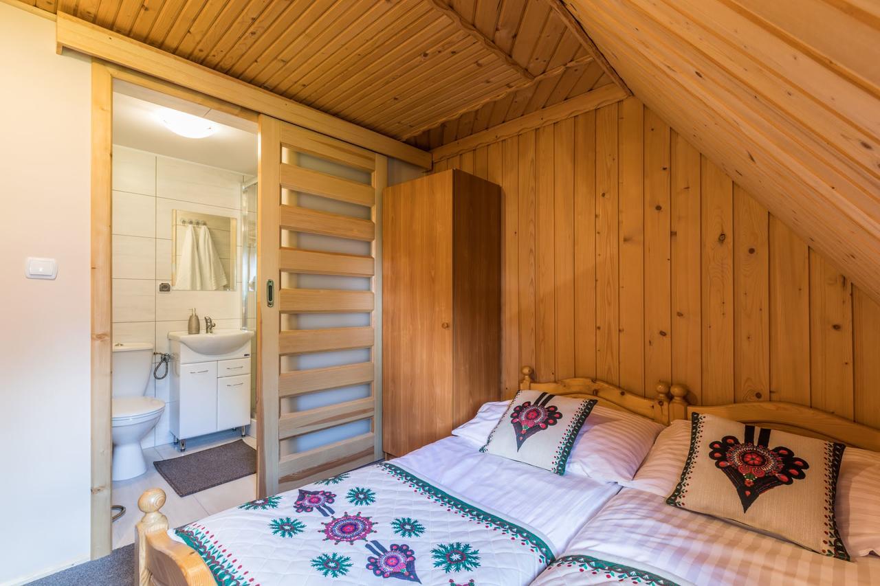 ゾンプ Janik Bed & Breakfast エクステリア 写真