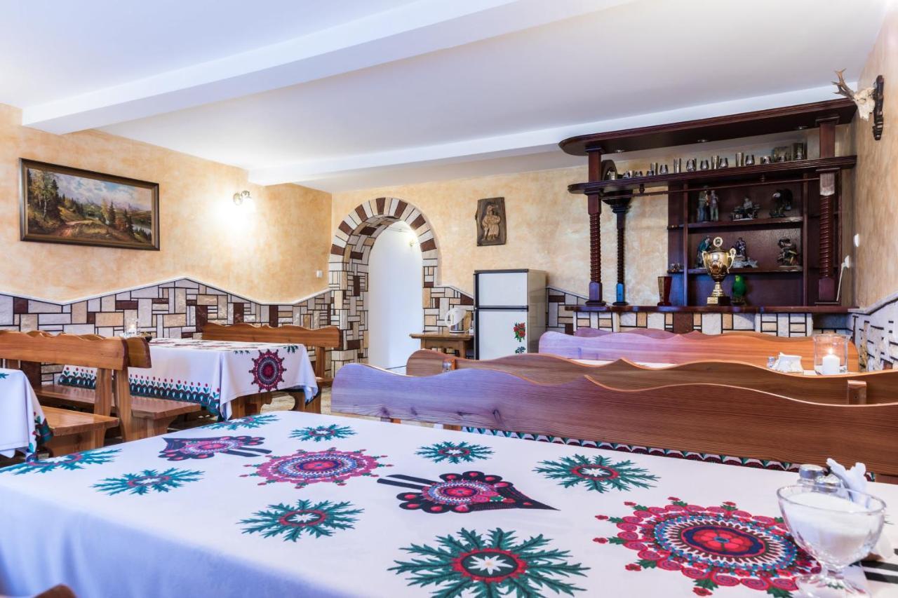 ゾンプ Janik Bed & Breakfast エクステリア 写真